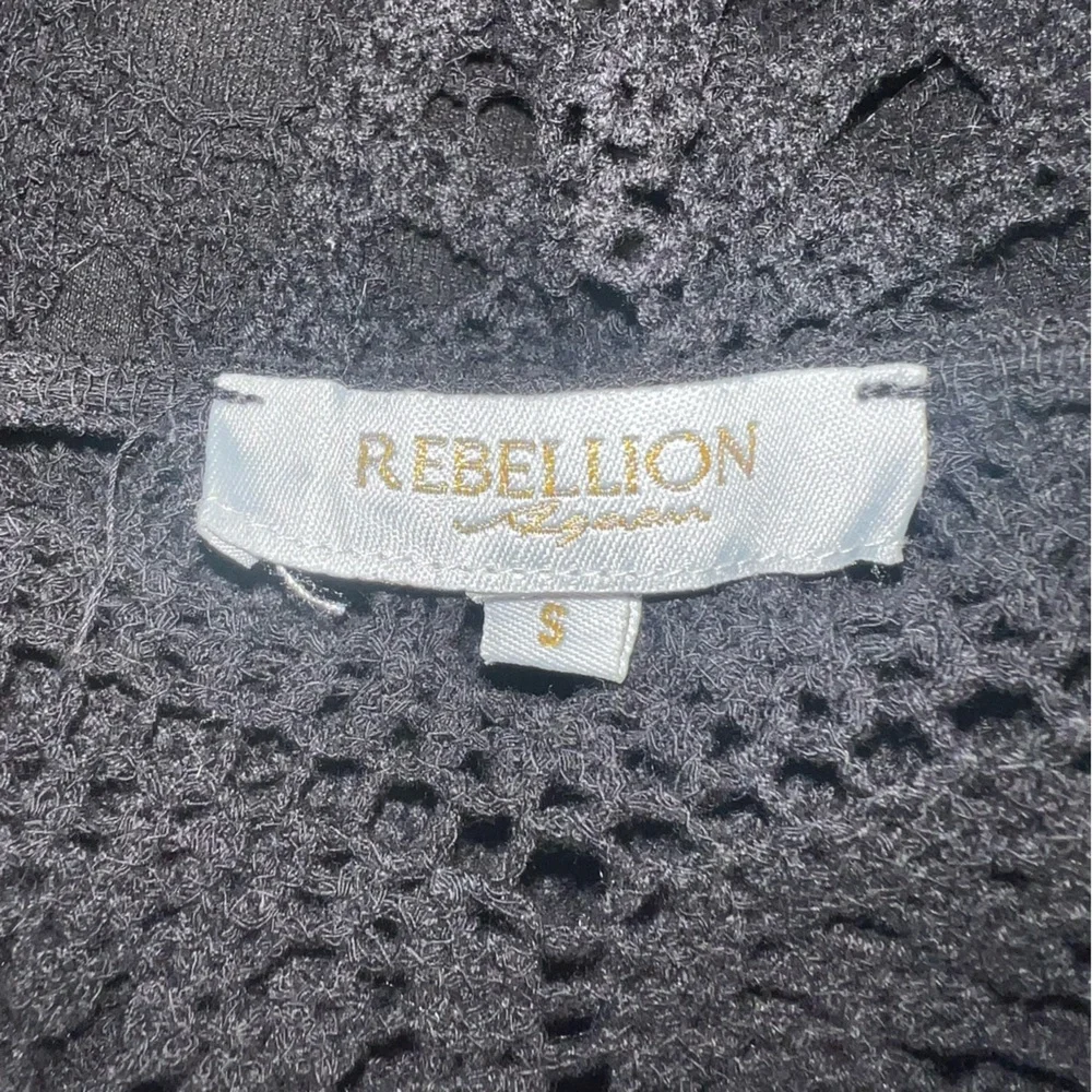 Rebellion Black Crochet Cropped Blouse — Size Small